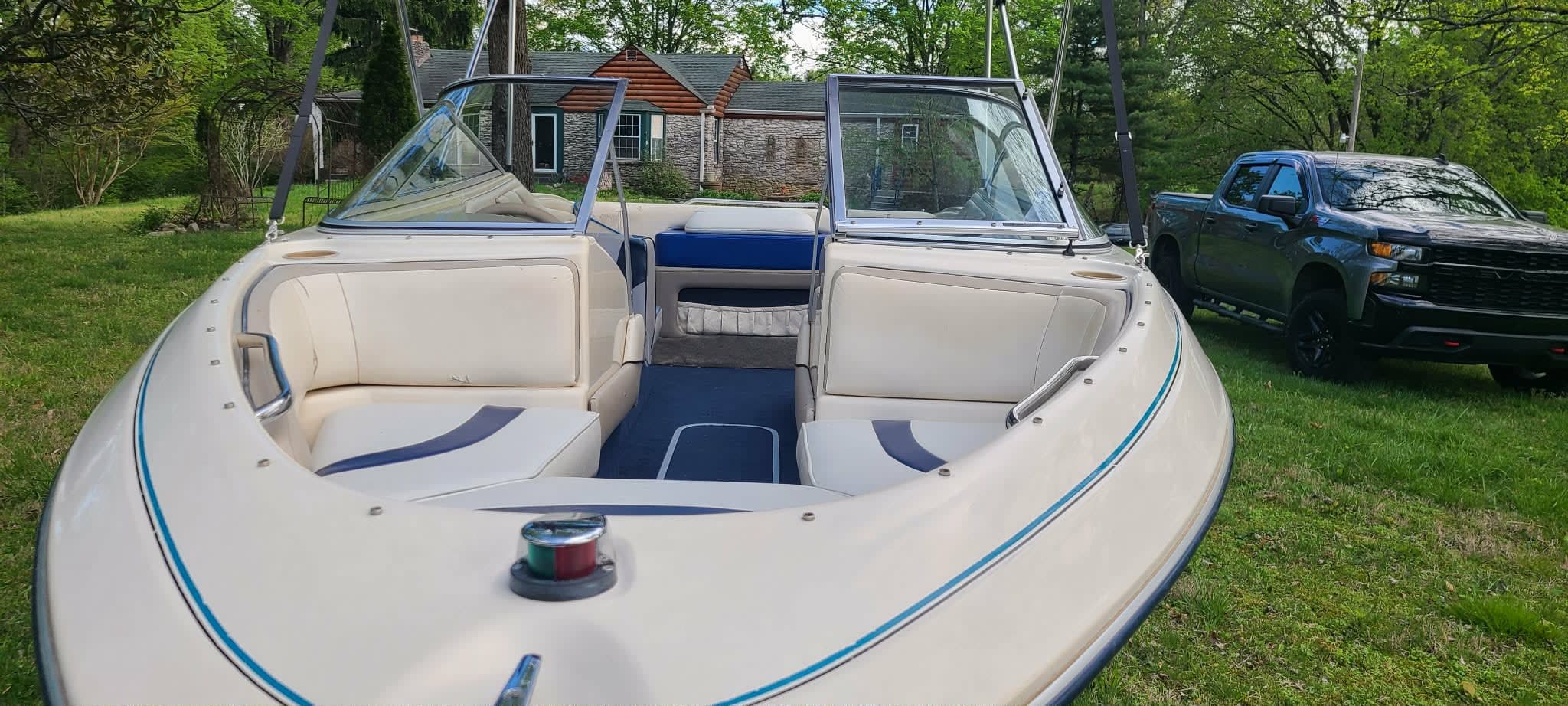 1995 Bayliner Capri 2050 thumbnail 1