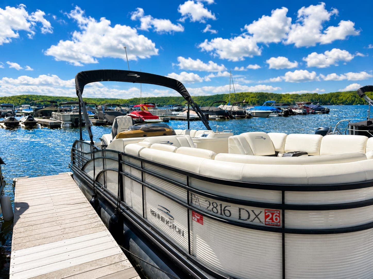 2018 Bennington 23RCL