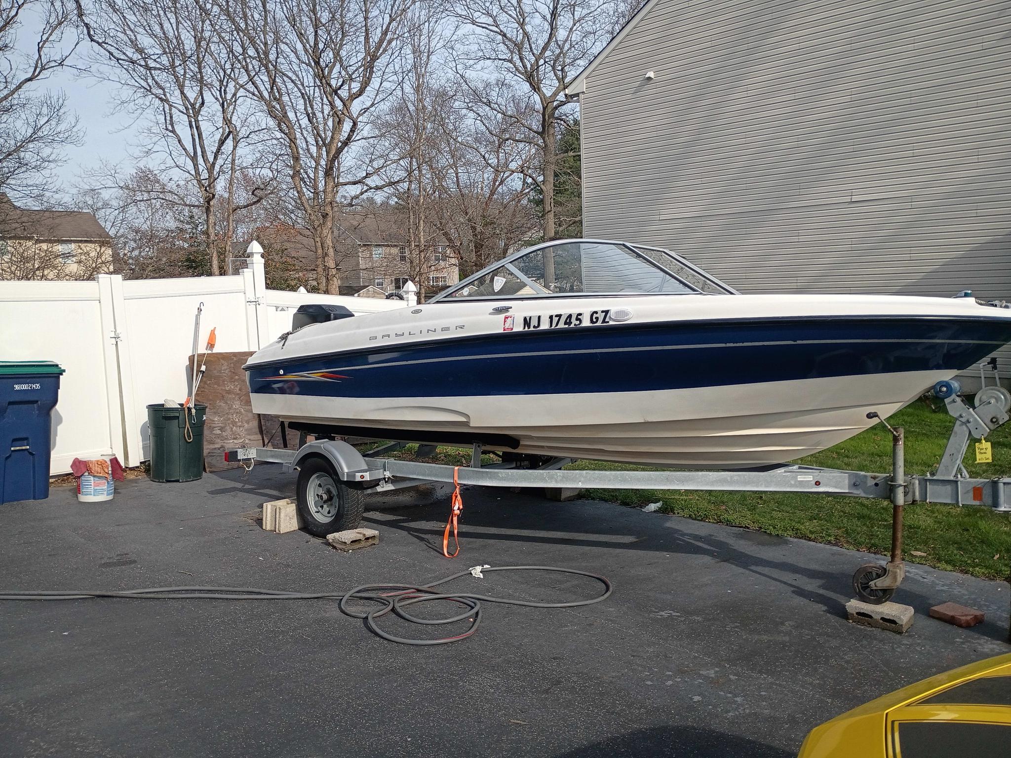 2005 Bayliner Open bow rider