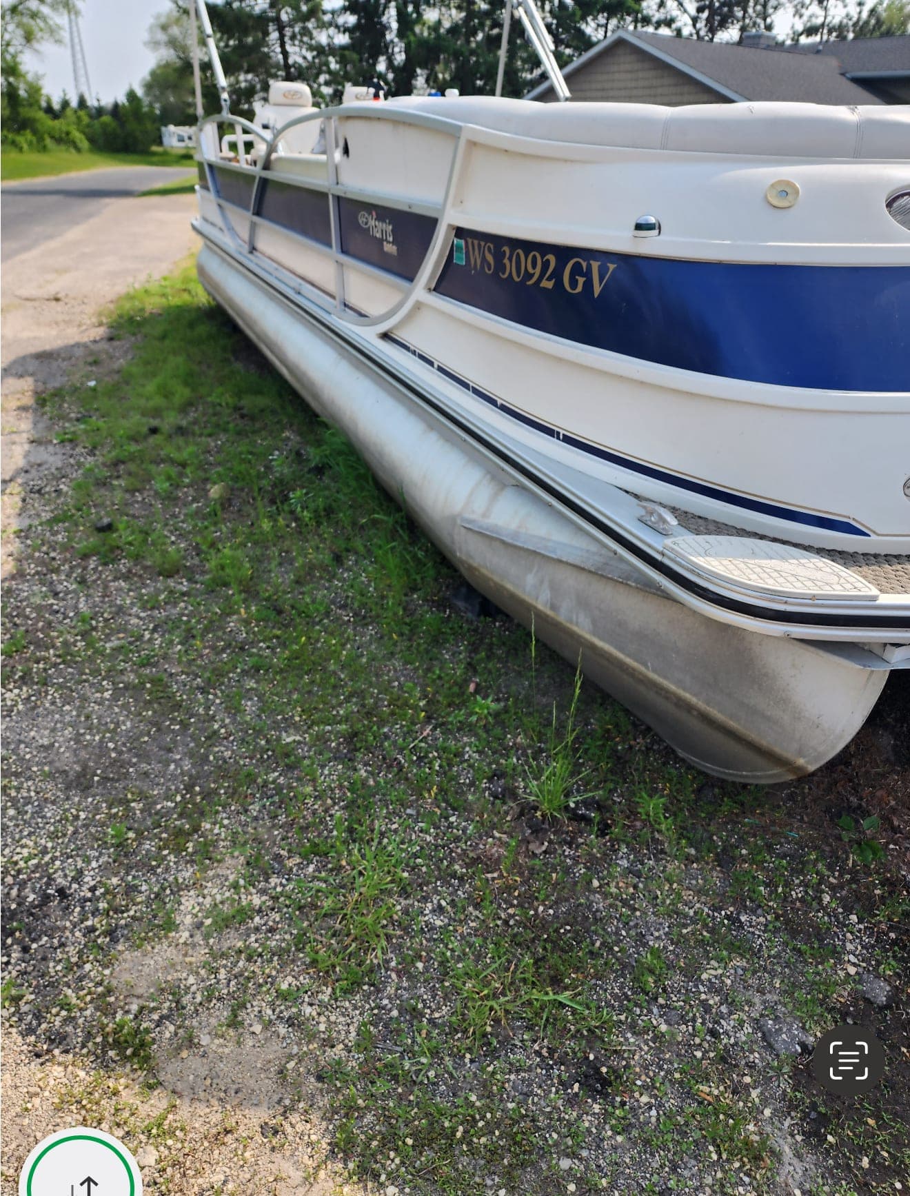 2005 Harris Crowne 270 thumbnail 1