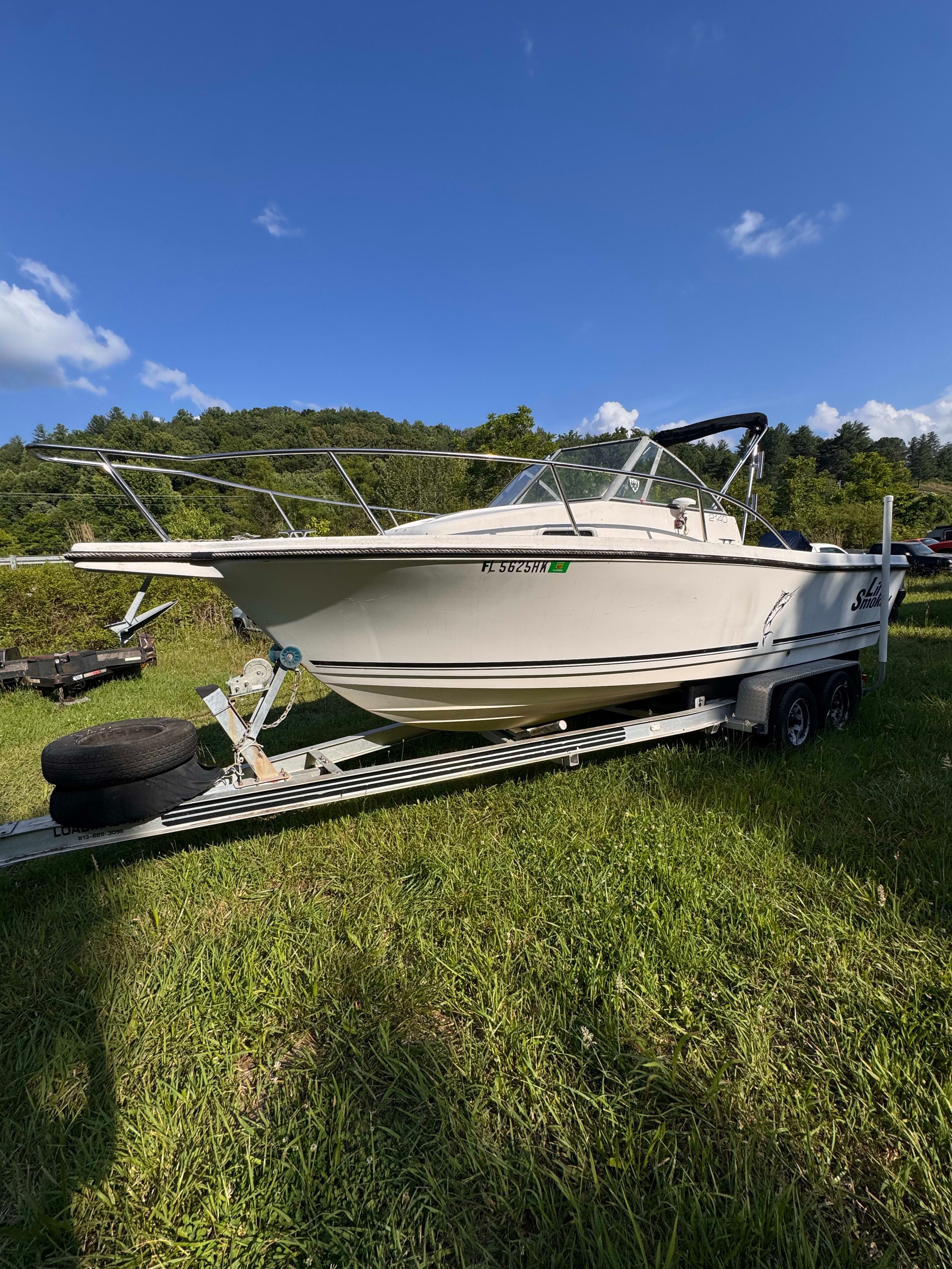 1995 Robalo 2140 walkaround