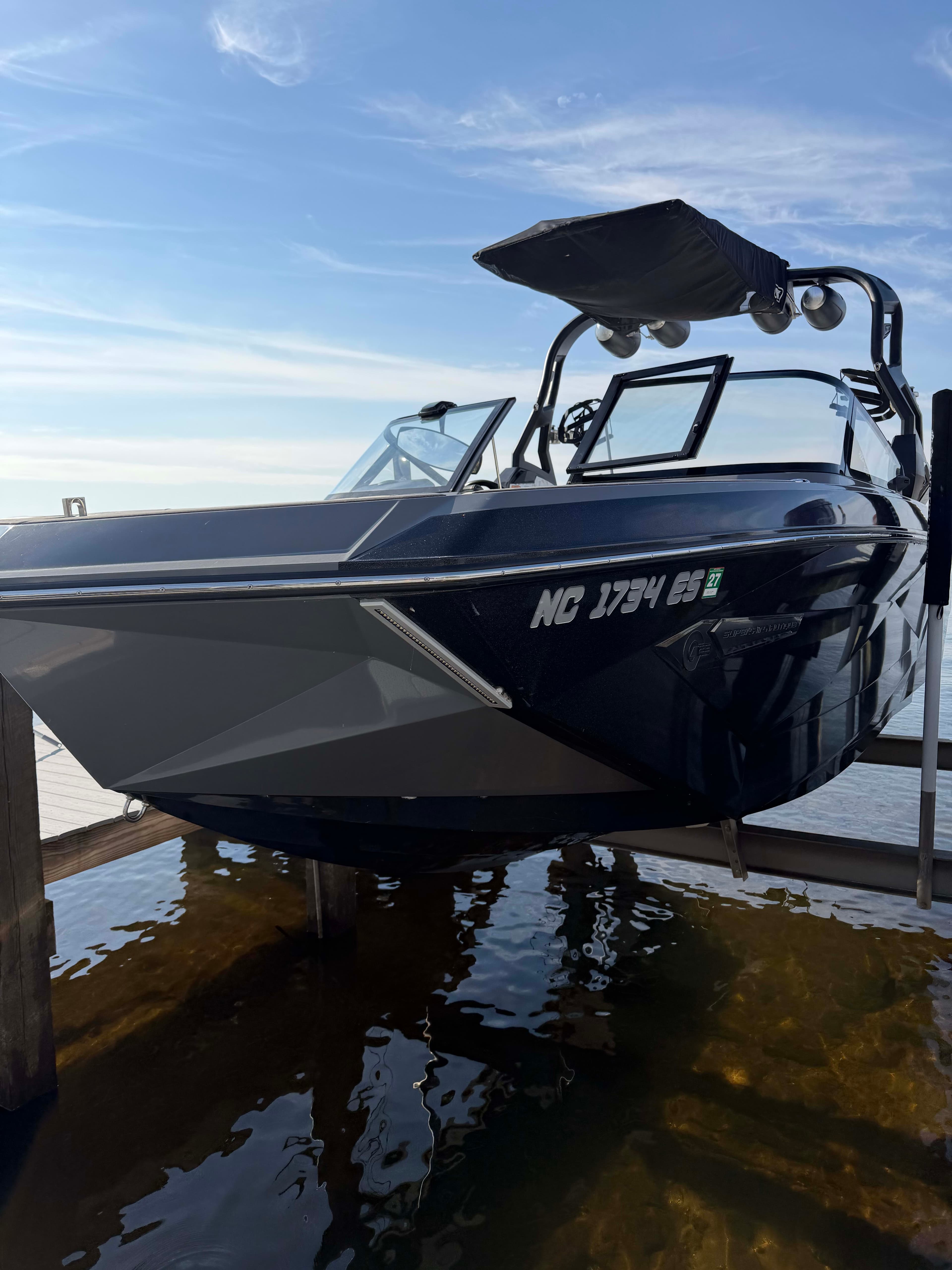 2021 Nautique G25