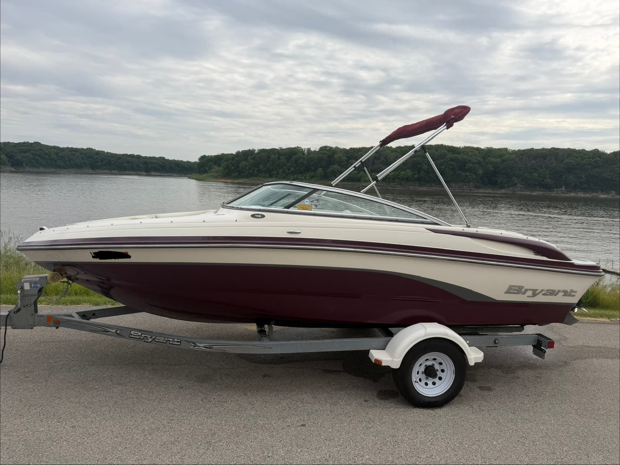 2013 Bryant 198W