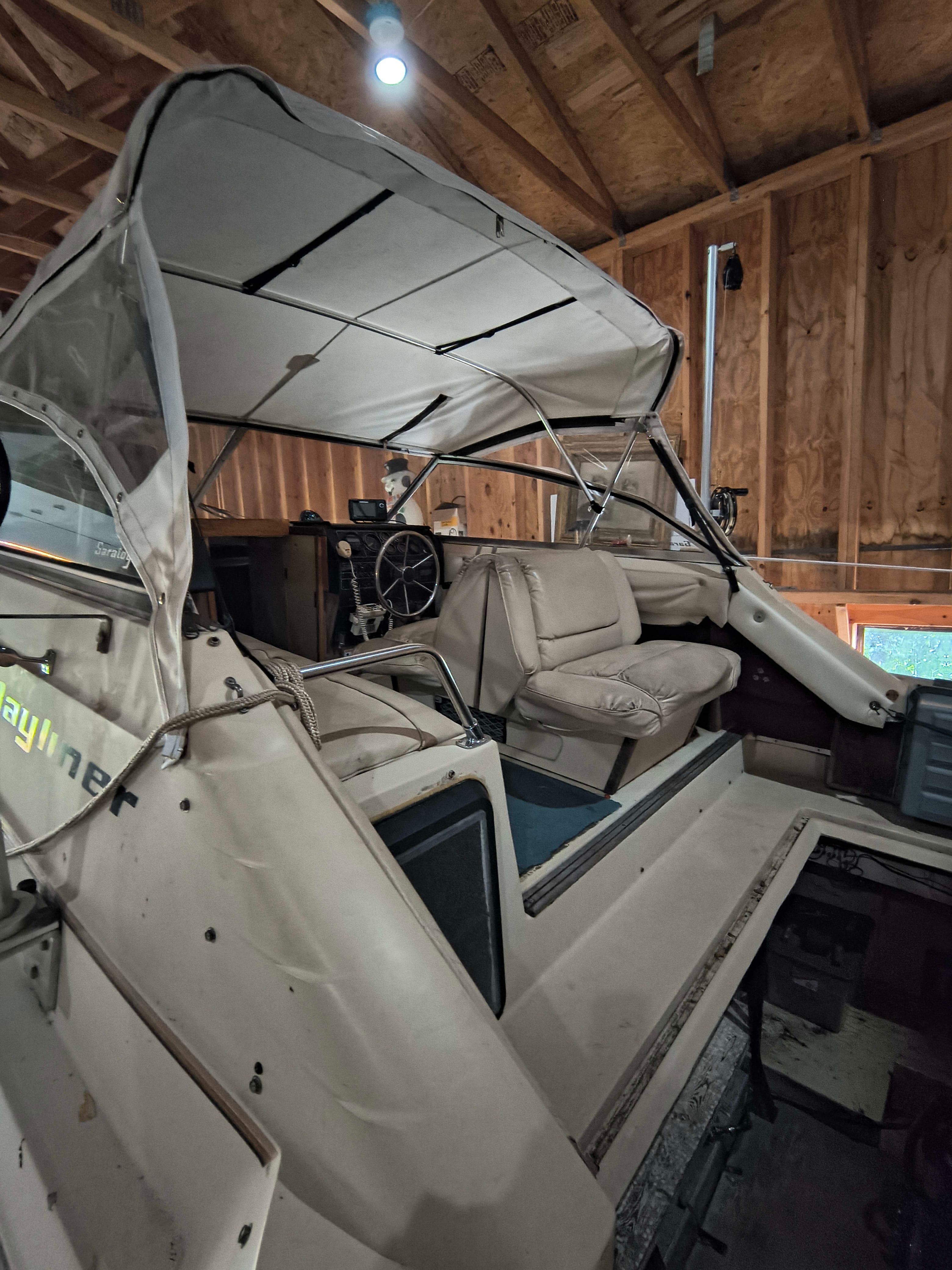 1981 Bayliner Saratoga thumbnail 2