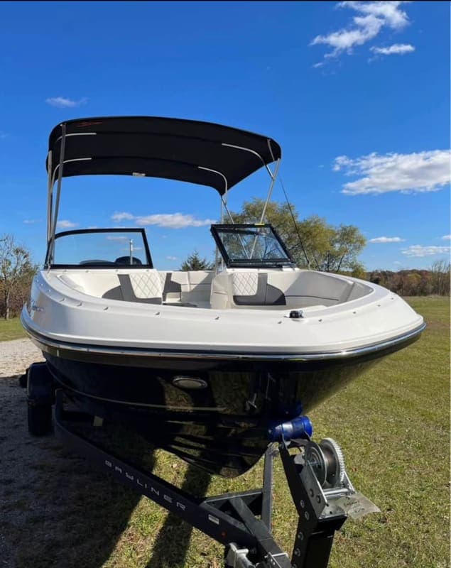 2022 Bayliner VRB5OB thumbnail 2