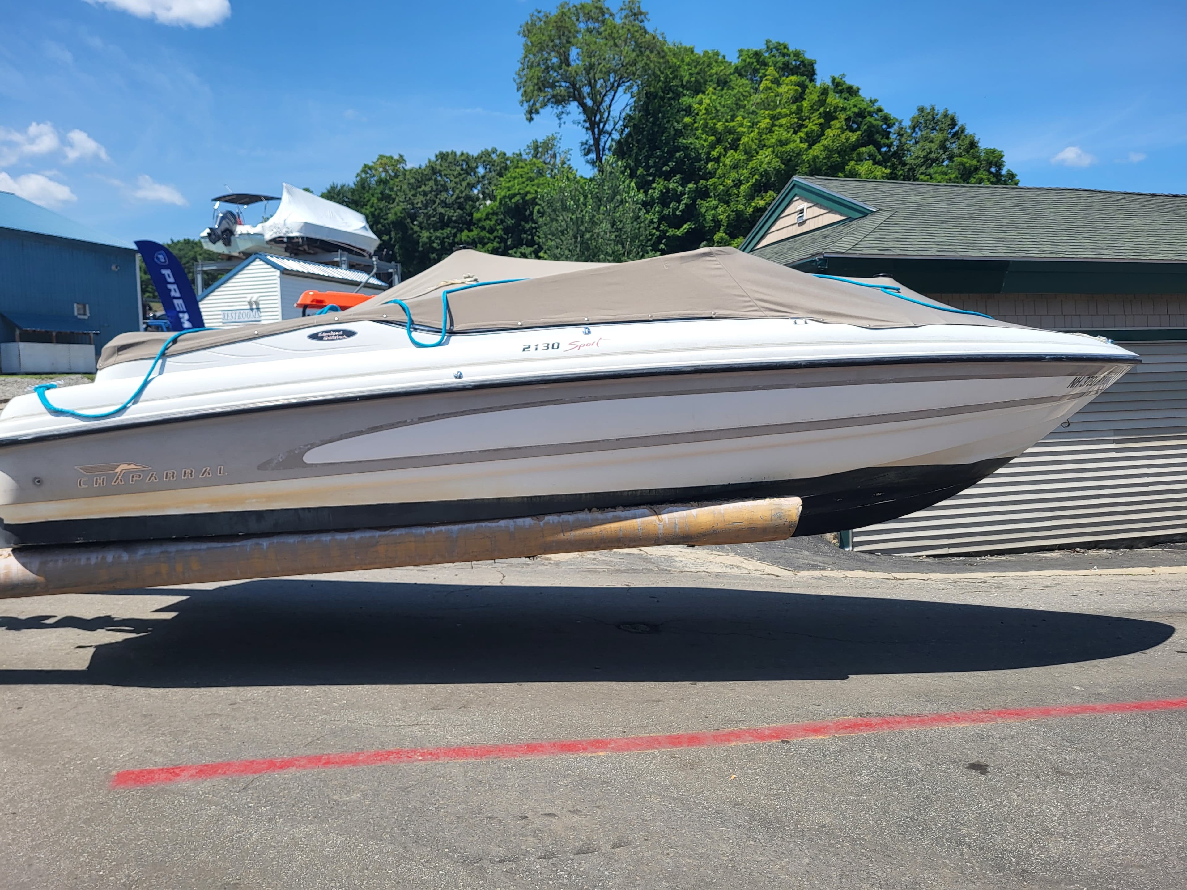 1997 Chaparral 2130 SSE