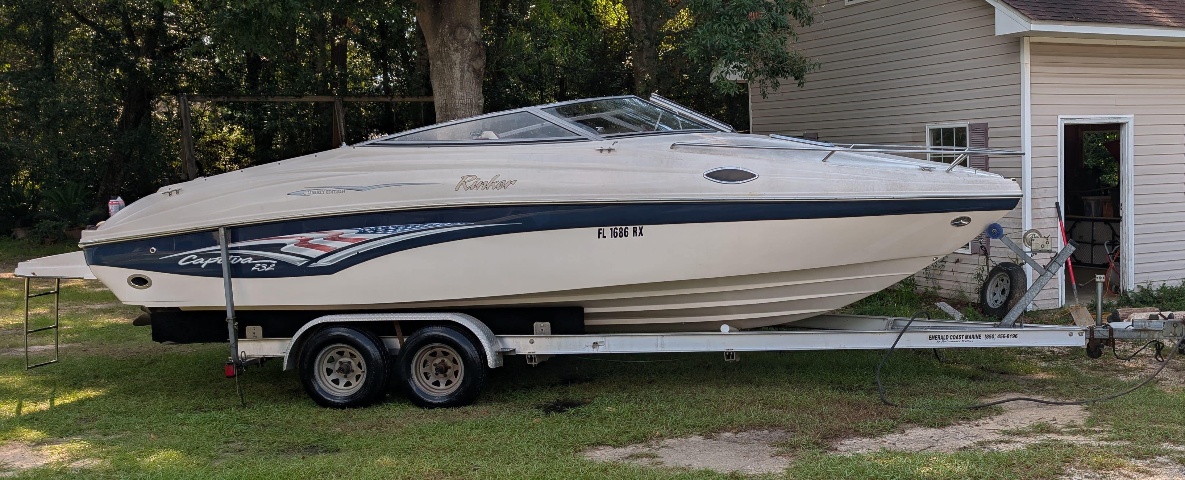 2005 Rinker 232 Liberty Edition