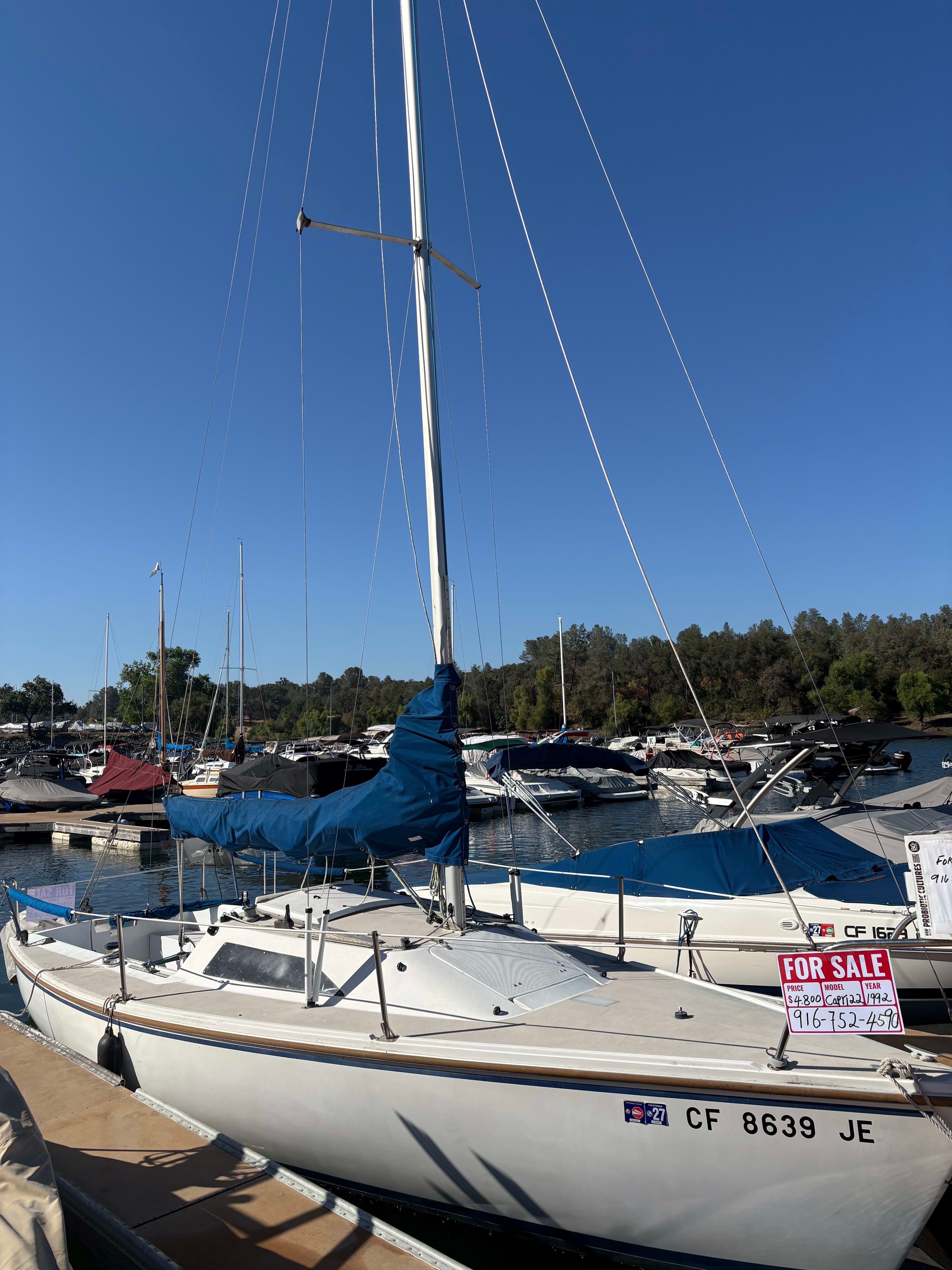 1992 Catalina Capri 22 thumbnail 1