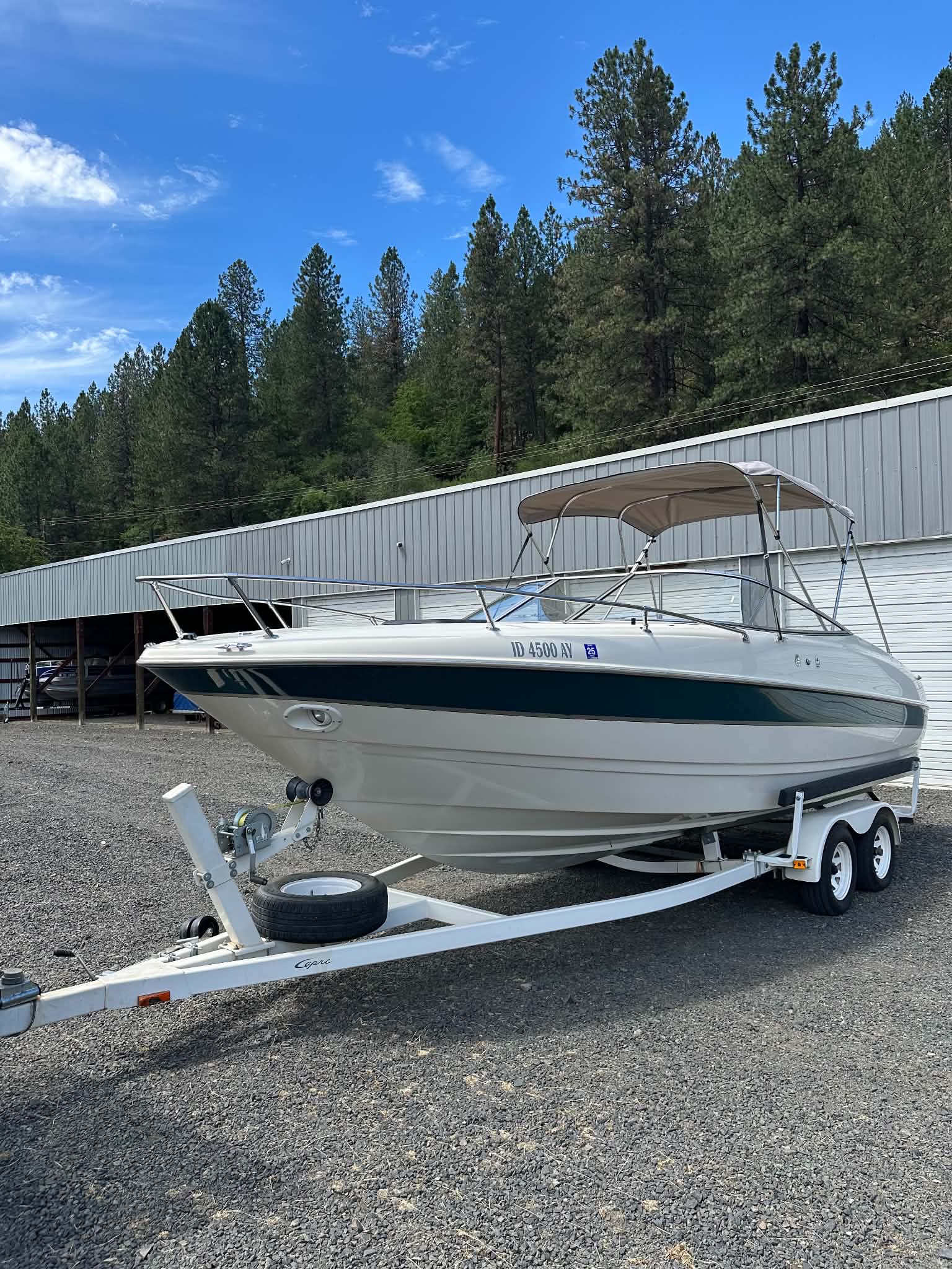 2000 Bayliner Capri DX2352 thumbnail 2
