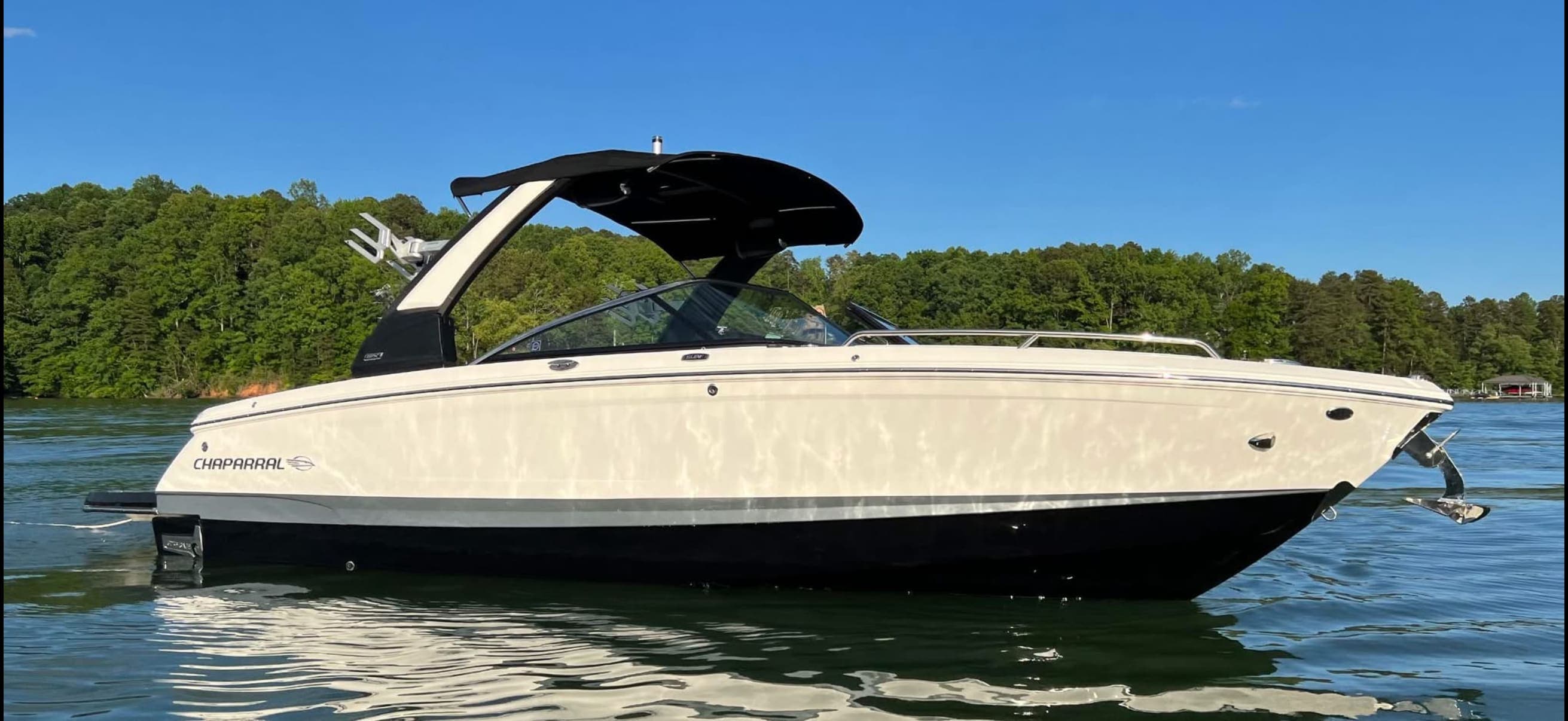 2021 Chaparral 26 Surf