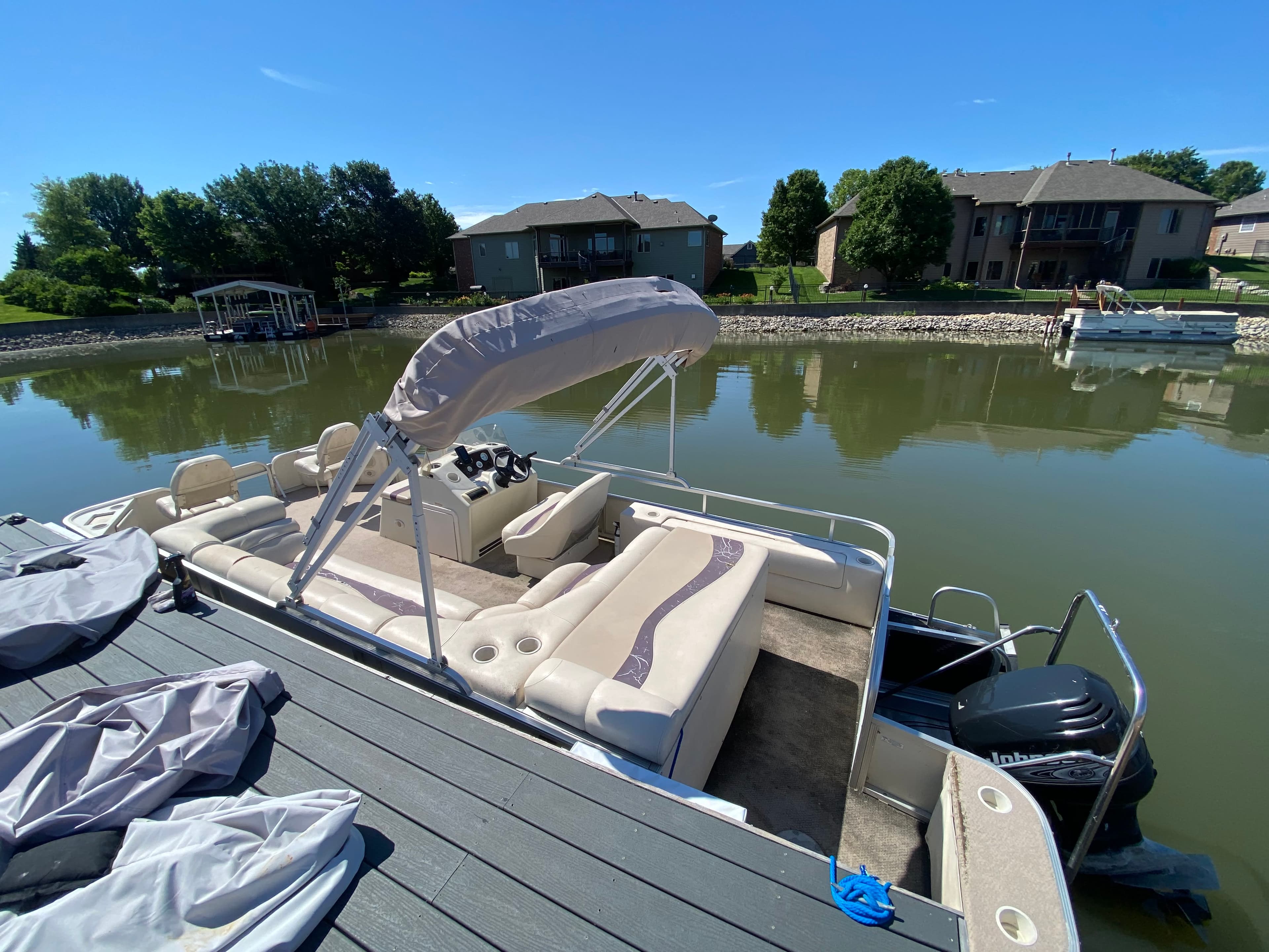2001 Bennington 2275FS