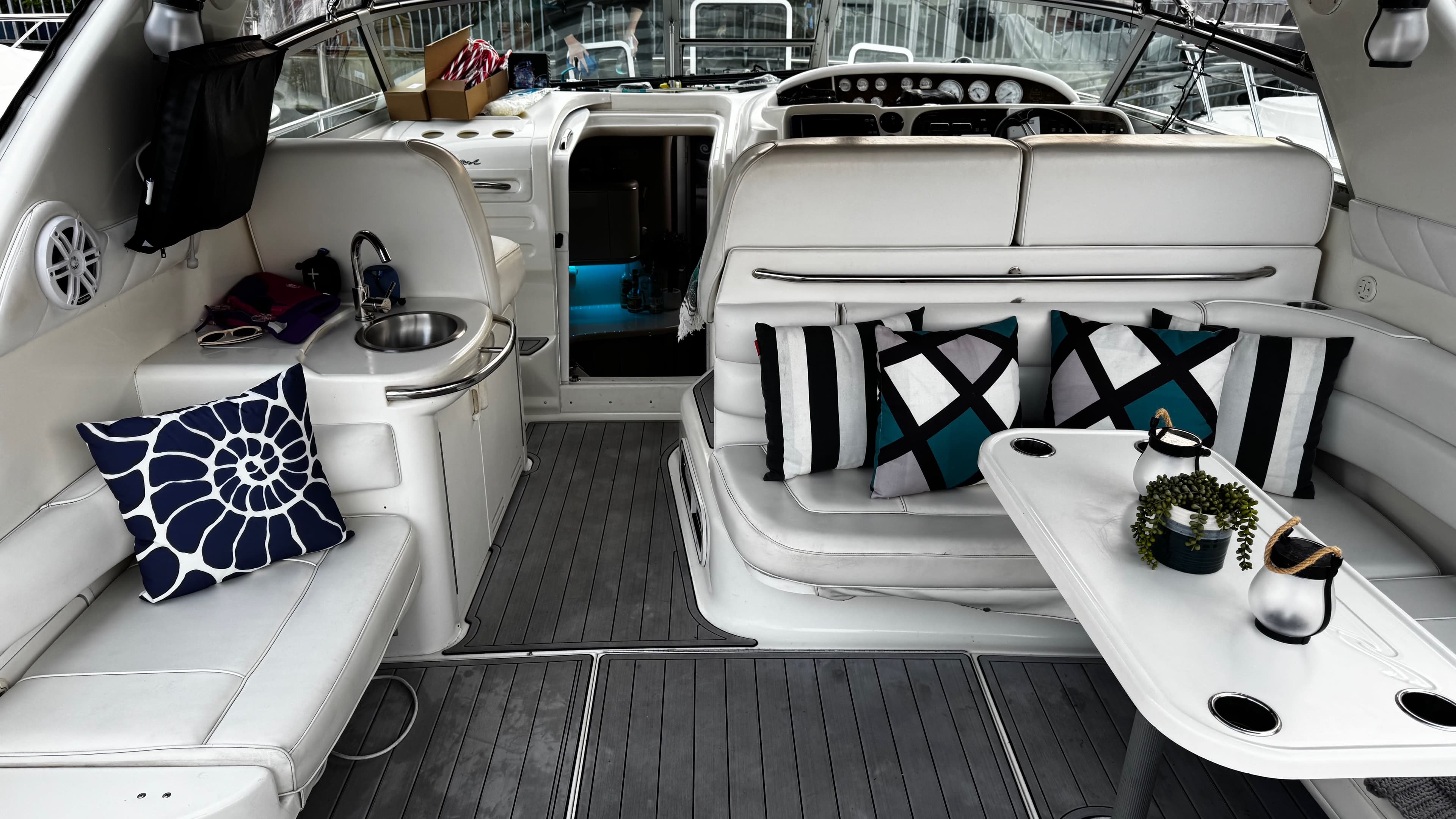 1995 Sea Ray Sundancer 370 thumbnail 2