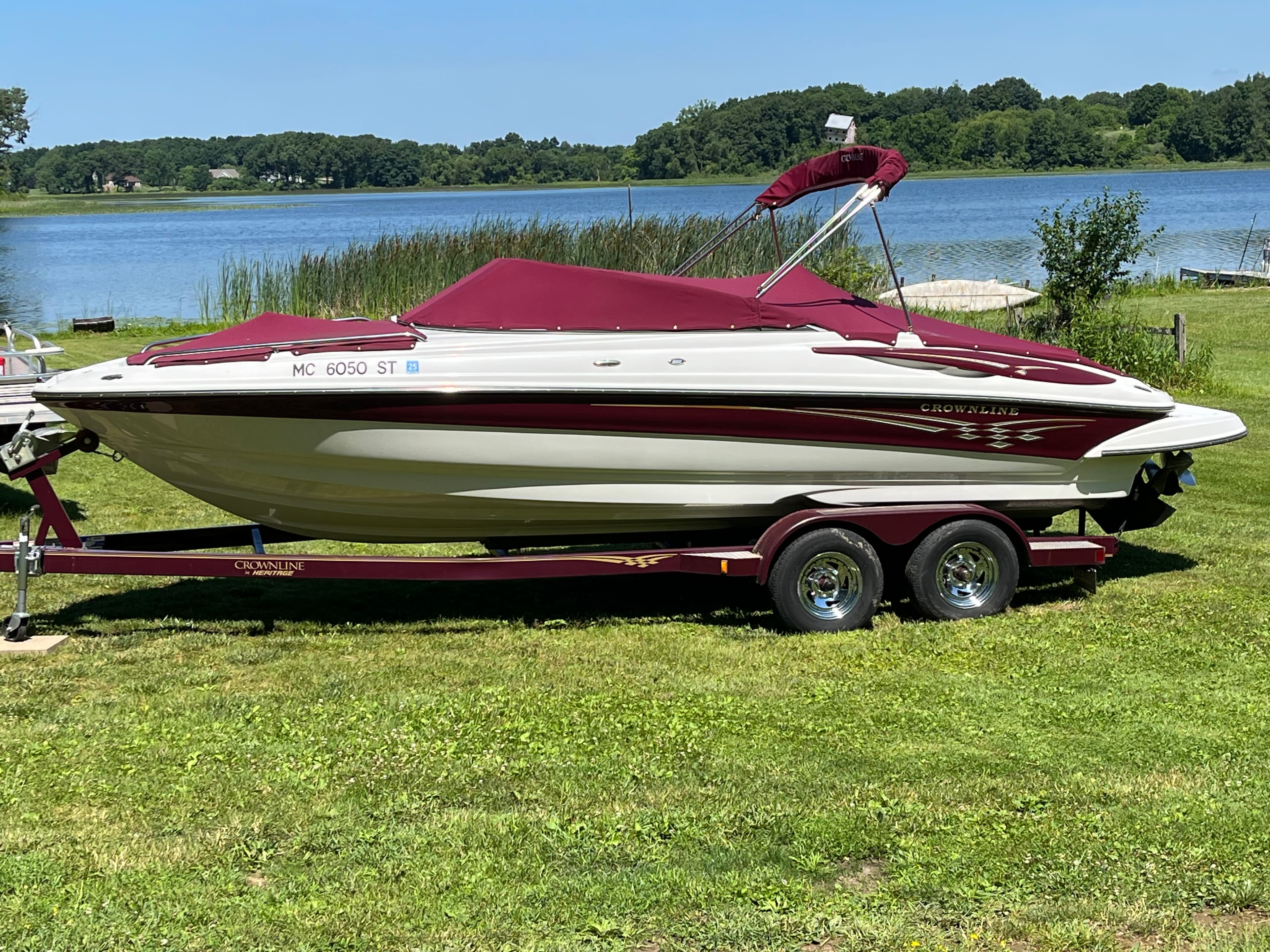 2005 Crownline 226LS