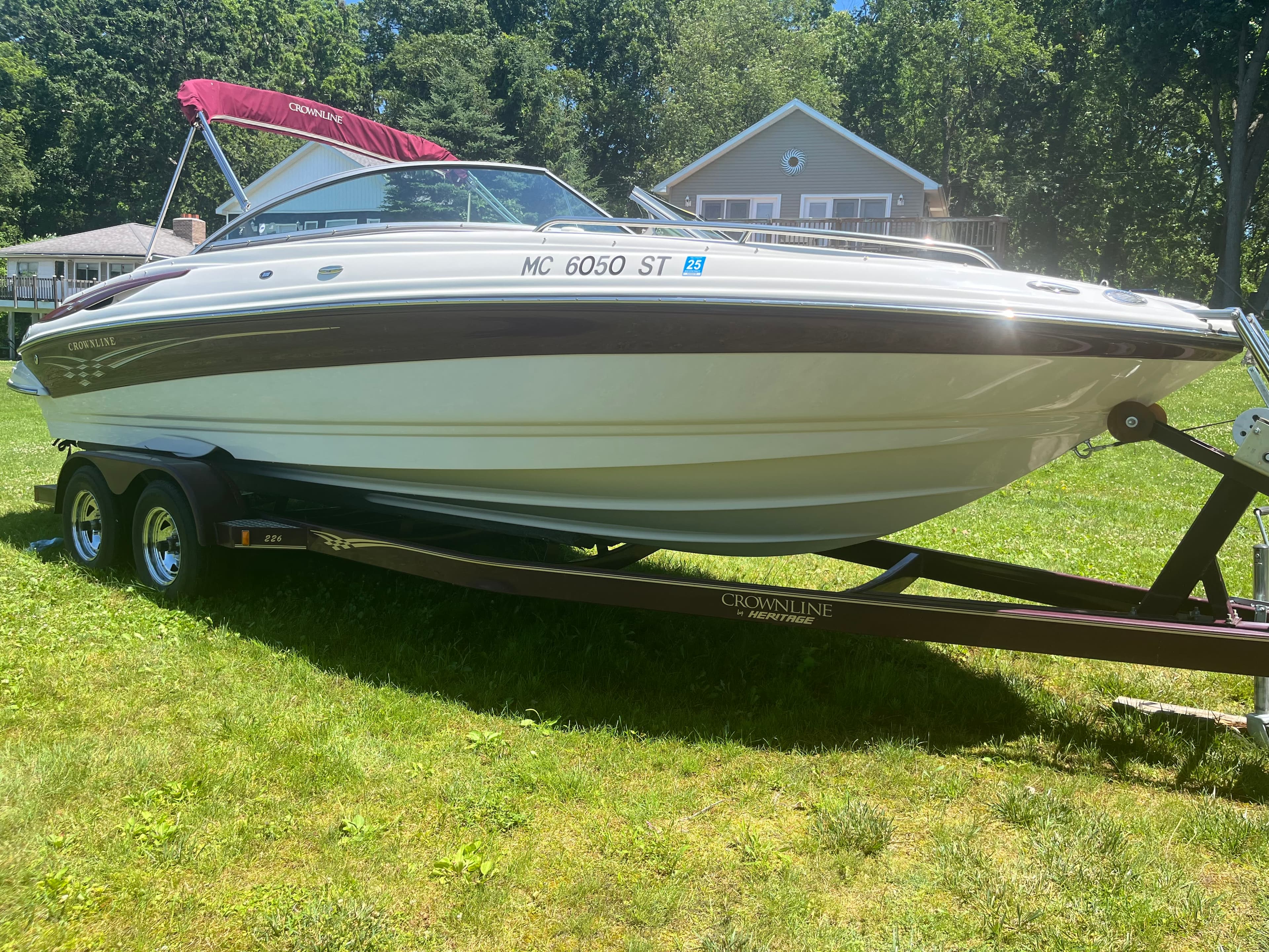 2005 Crownline 226LS thumbnail 1