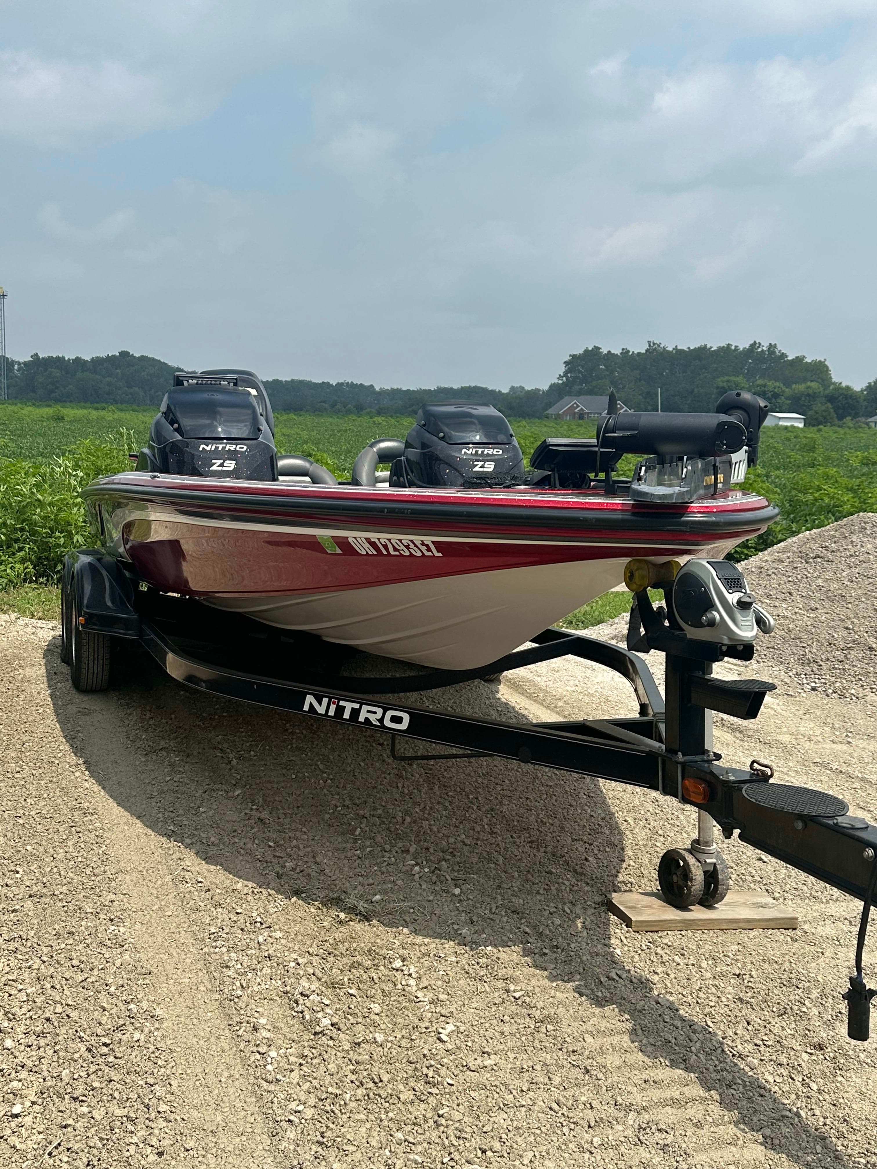2012 NITRO Z-9