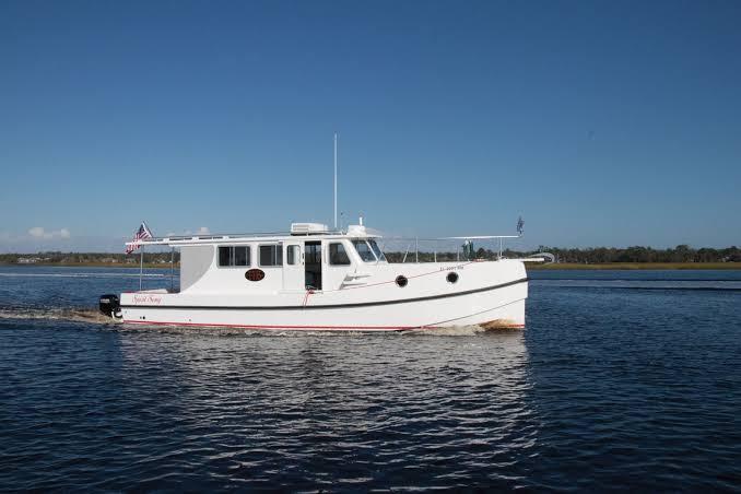 2018 Great Harbour Trawlers Yachts TT 35