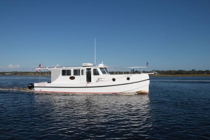 2018 Great Harbour Trawlers Yachts TT 35
