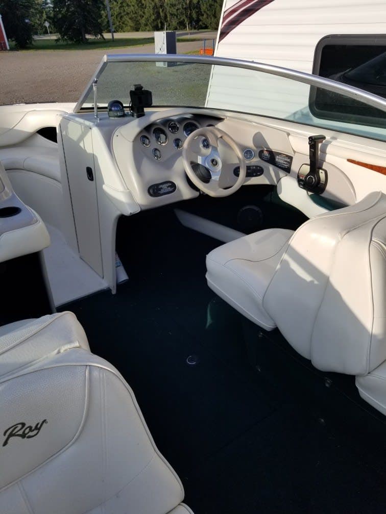 2000 Sea Ray 210 Signature thumbnail 1