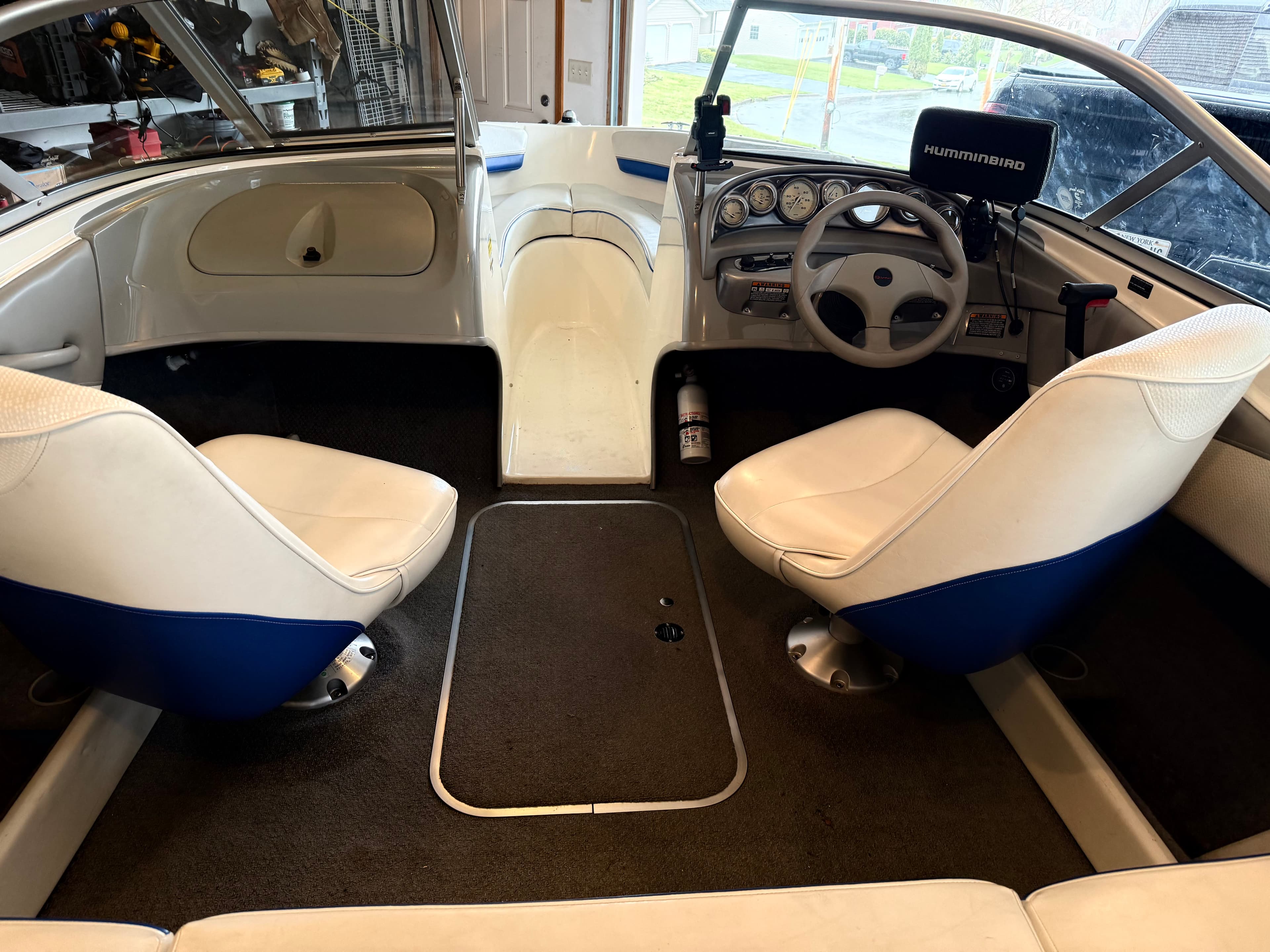 2006 Bayliner Bowrider thumbnail 2