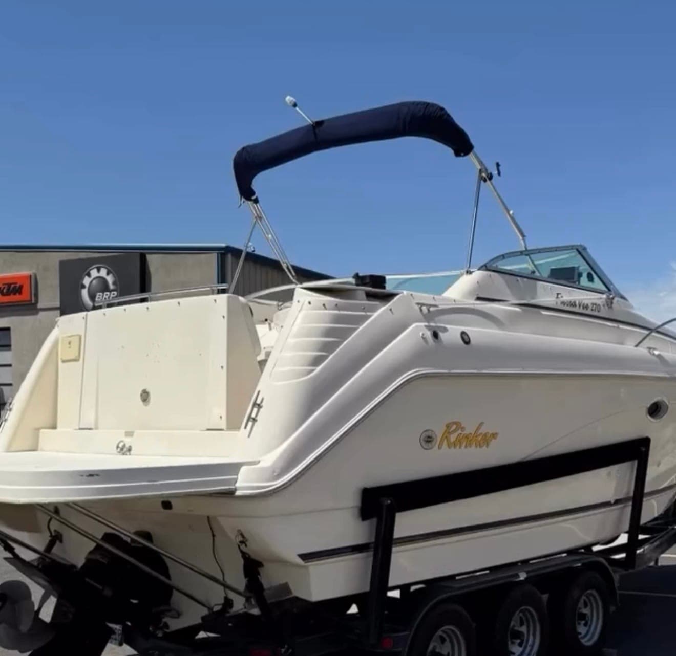2001 Rinker Fiesta