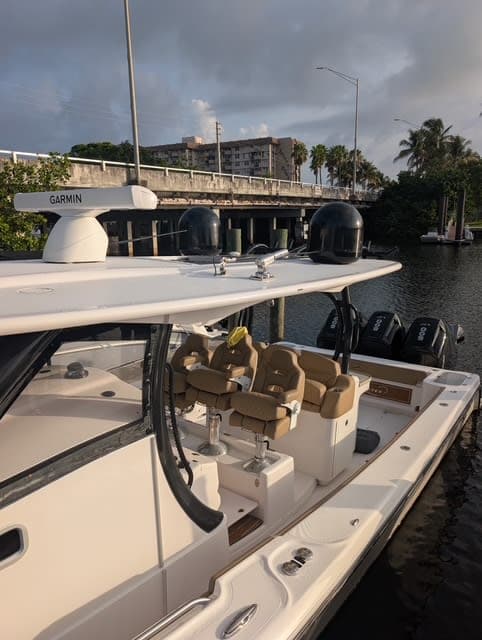 2022 Blackwater $475,000 2022 TRIPLE MERCURY V12 CALL 480-695-8490