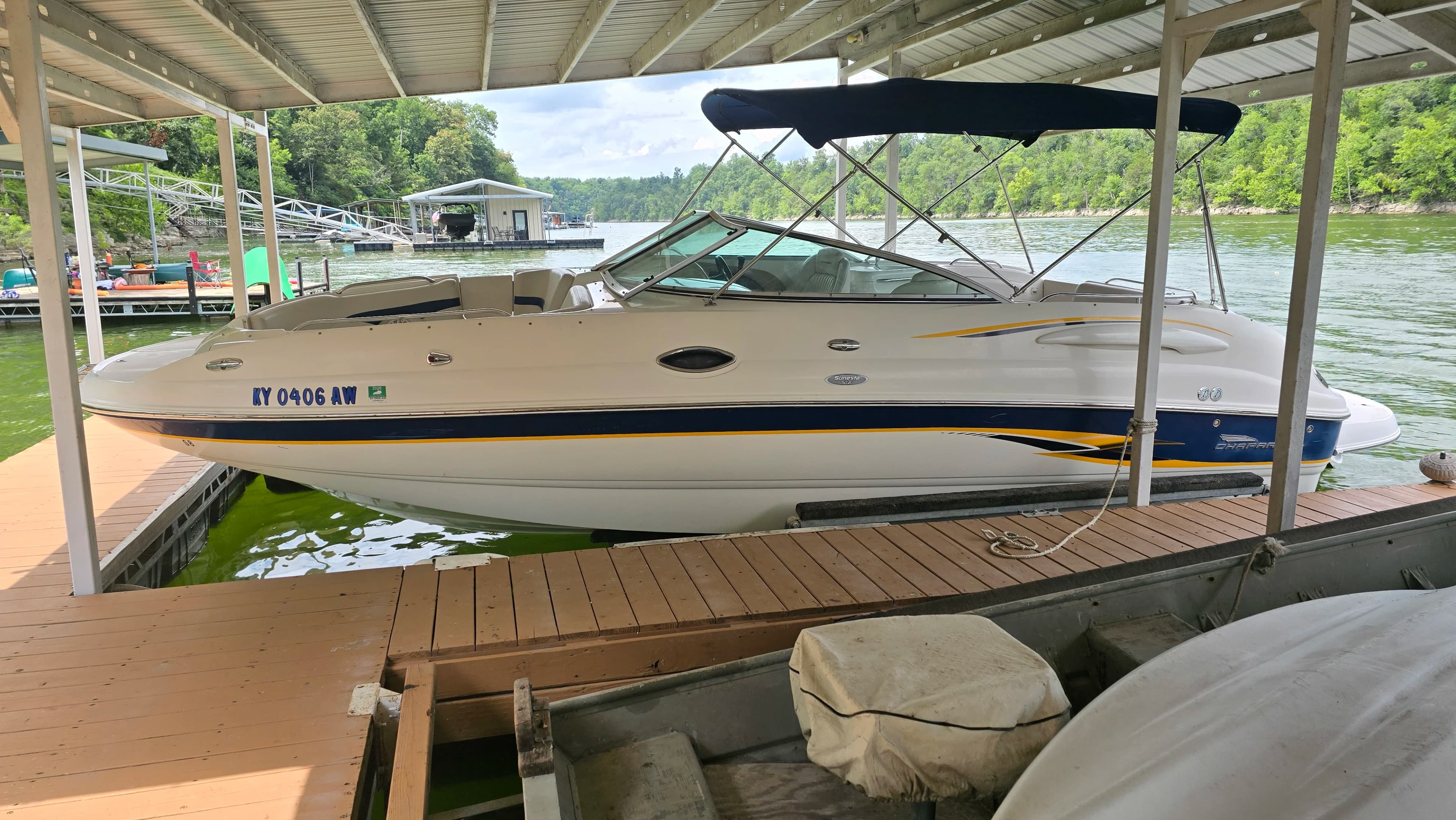 2003 Chaparral 243 Sunesta