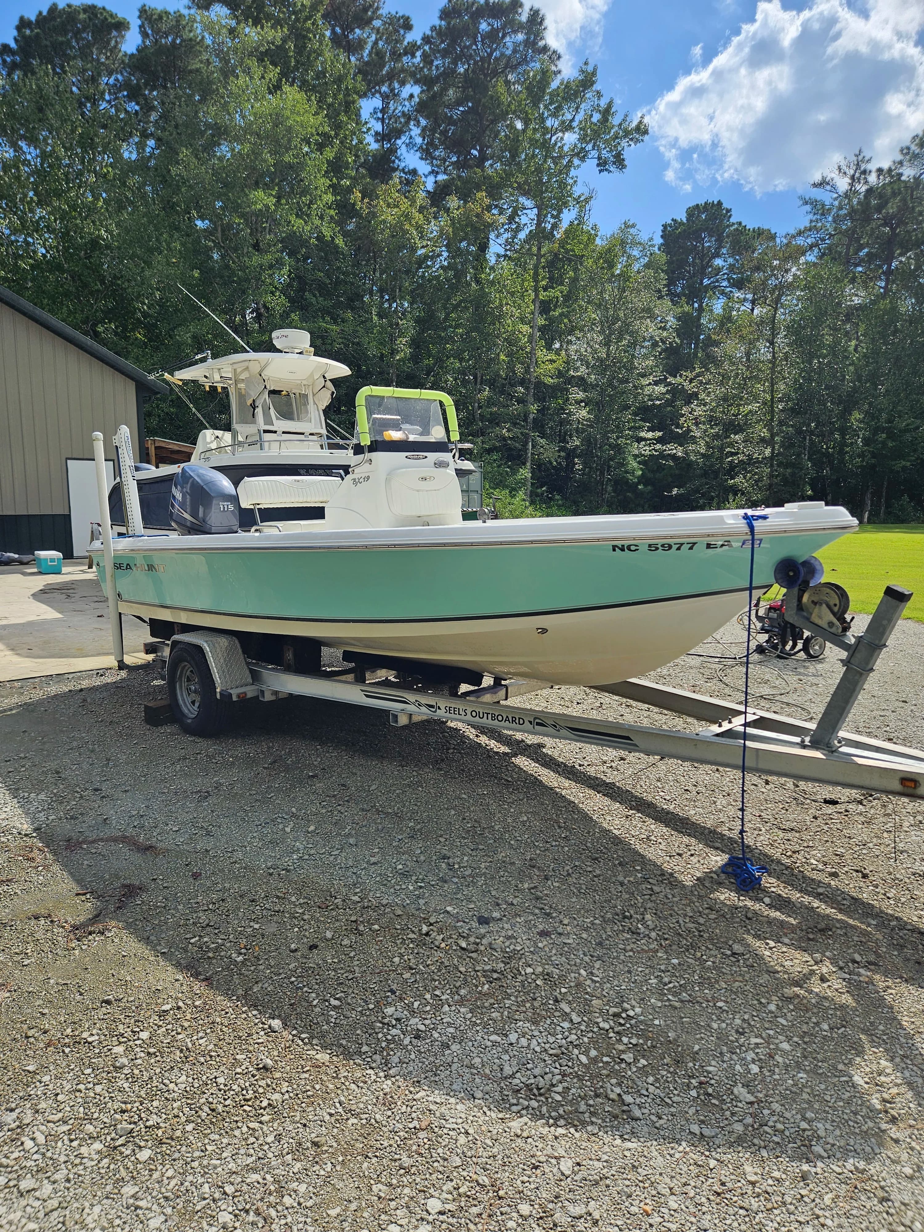 2008 Sea Hunt BX 19