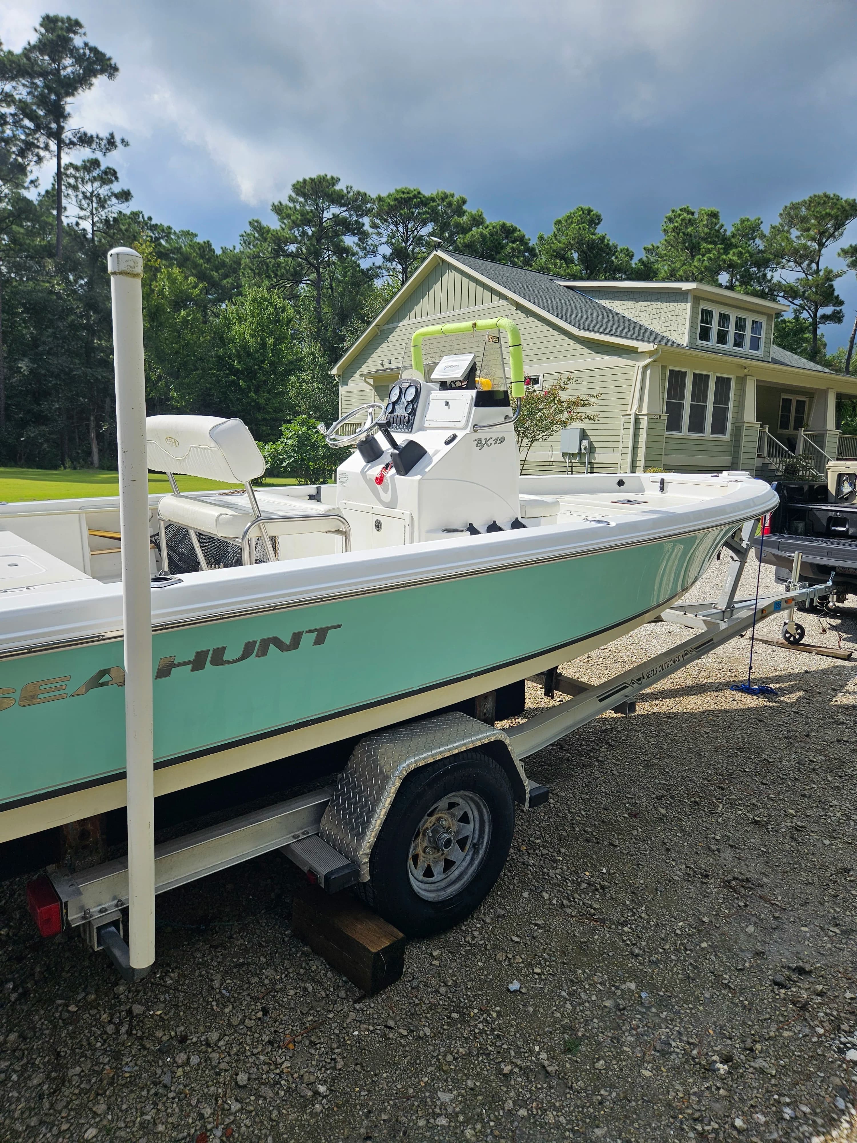 2008 Sea Hunt BX 19 thumbnail 1