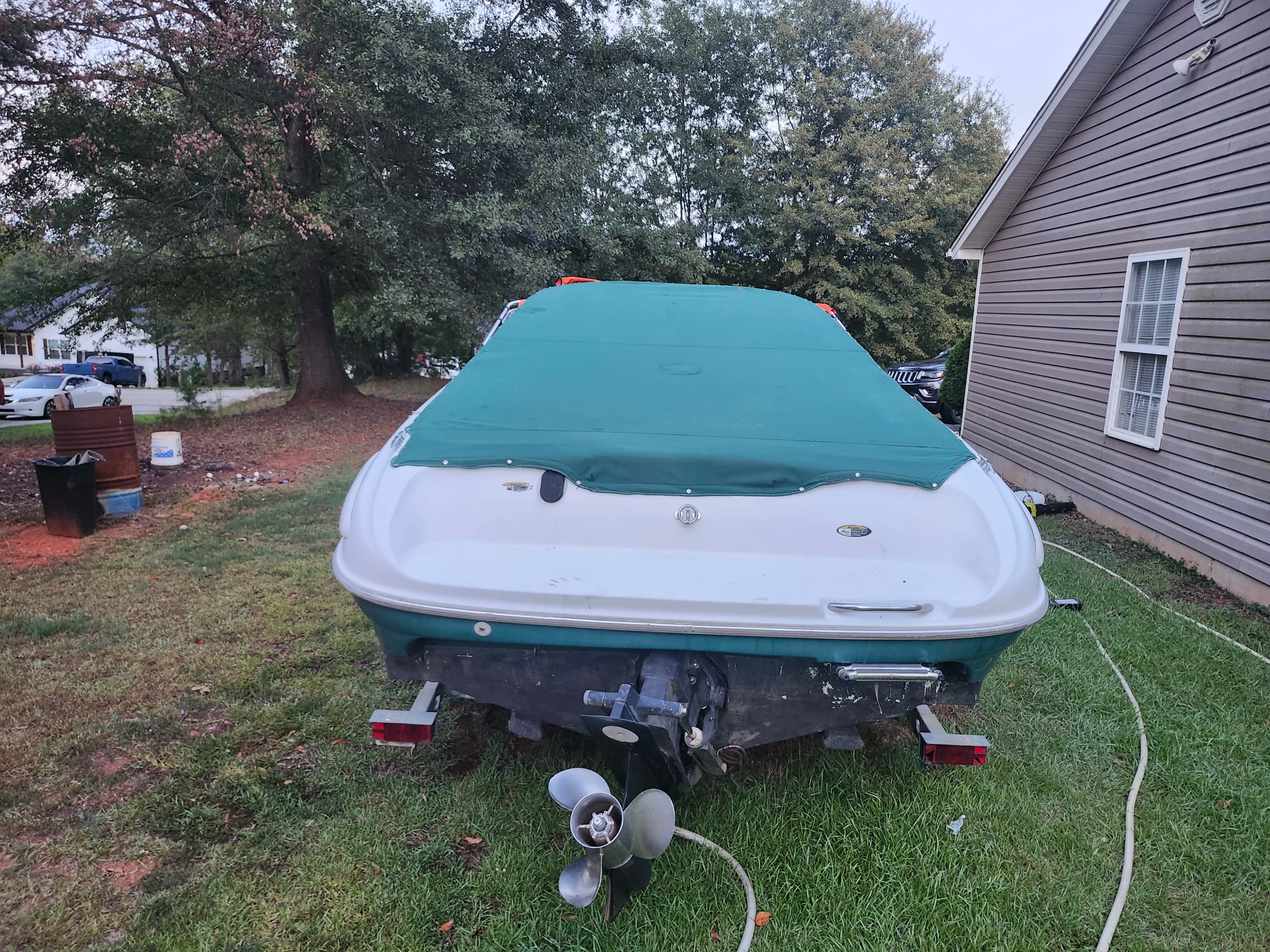 1998 Bayliner Capri thumbnail 1