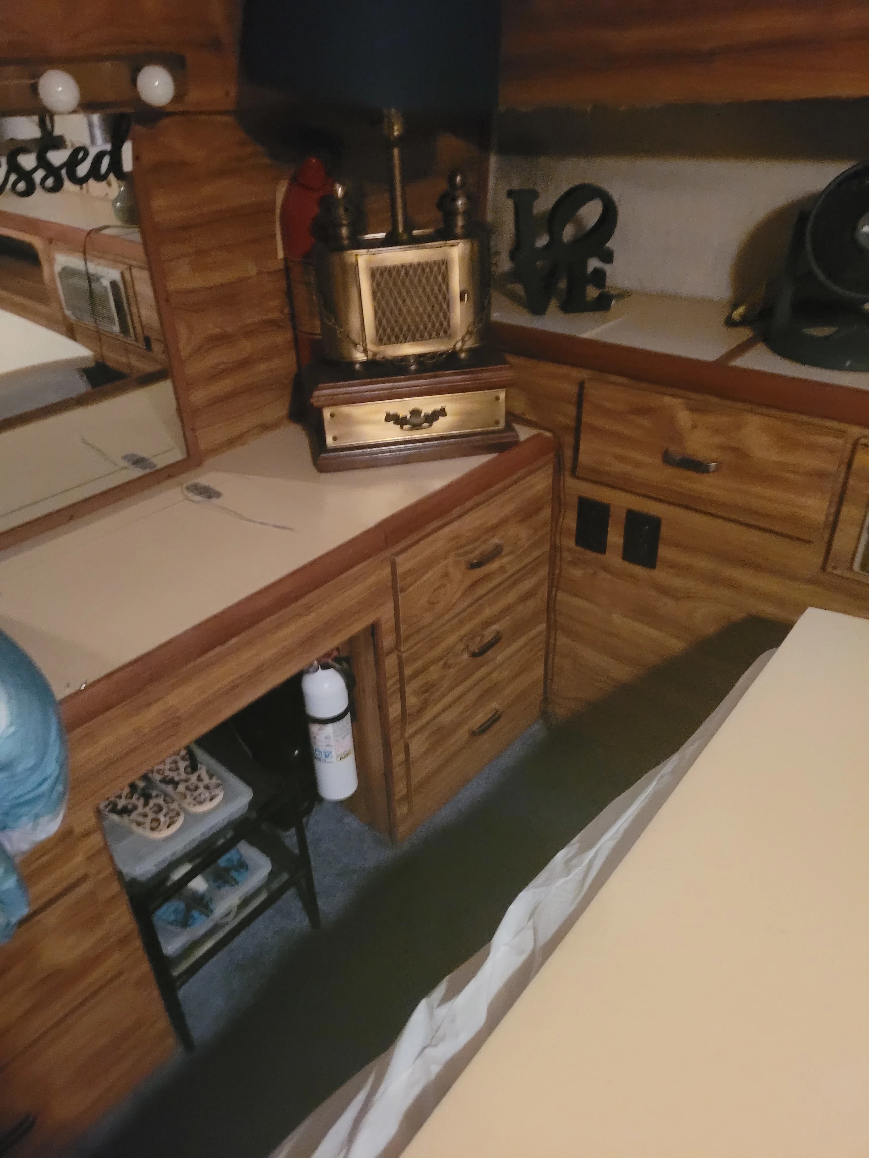 1986 Chriscraft 350 Catalina thumbnail 1