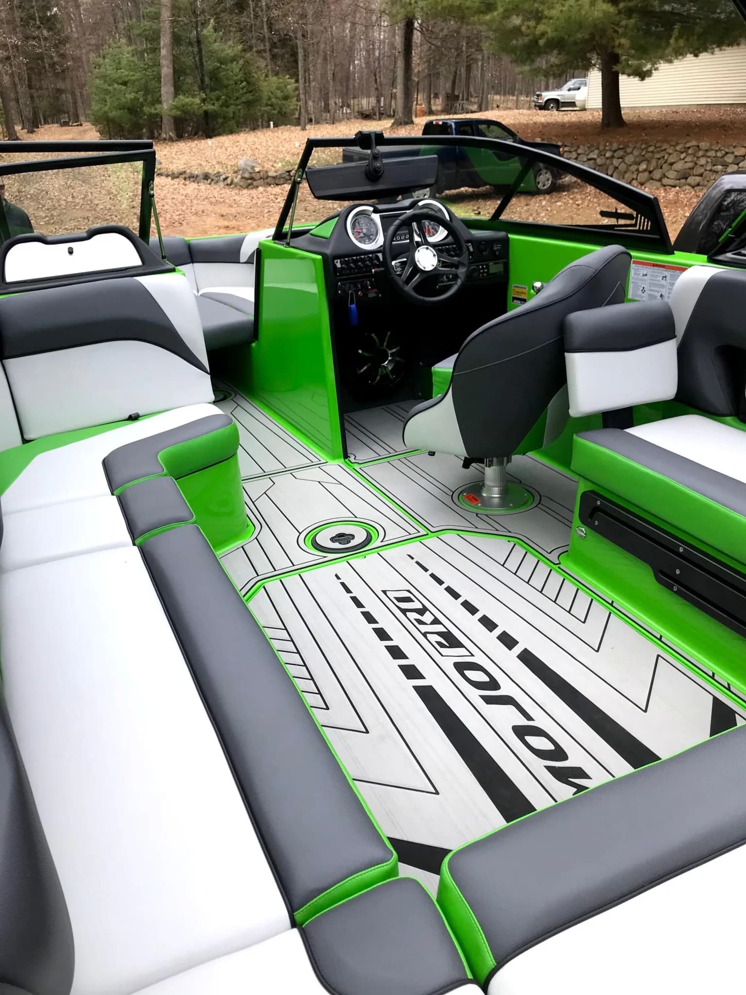 2018 Moomba Mojo Pro thumbnail 2