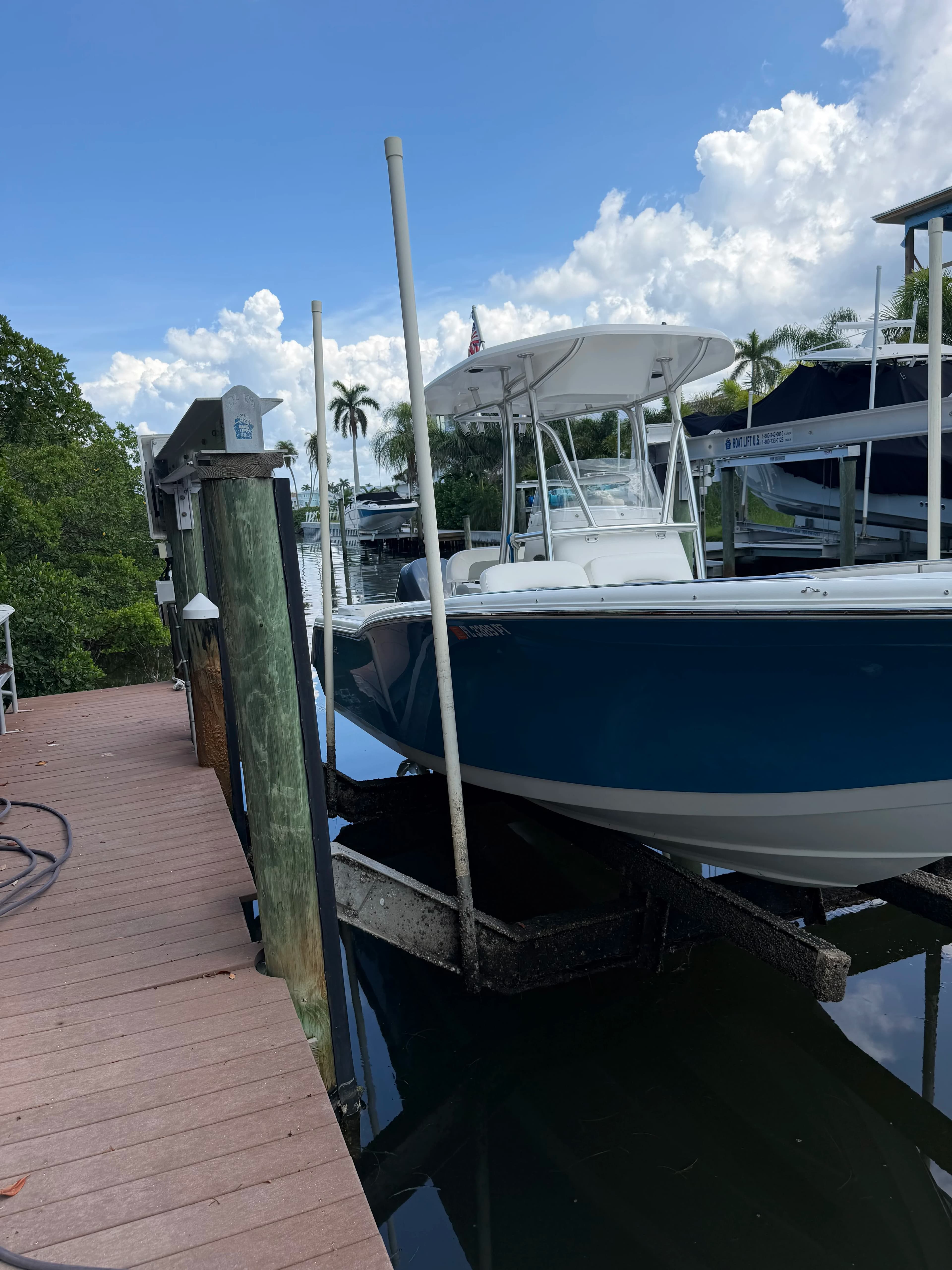 2014 Tidewater 2300 Center Console thumbnail 1