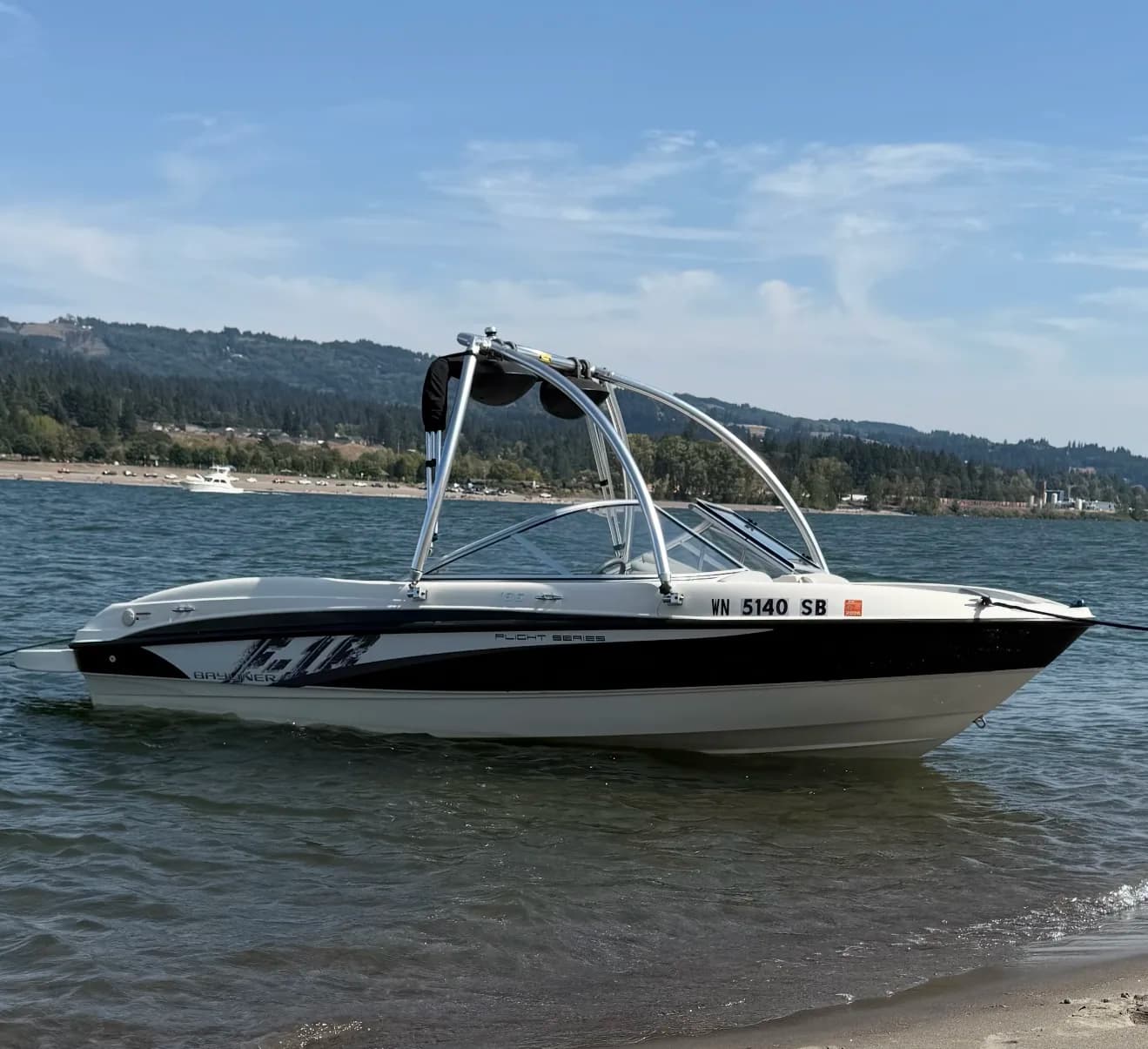 2011 Bayliner Flight Series 185