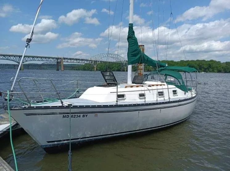 1980 Hunter Cherubini 30