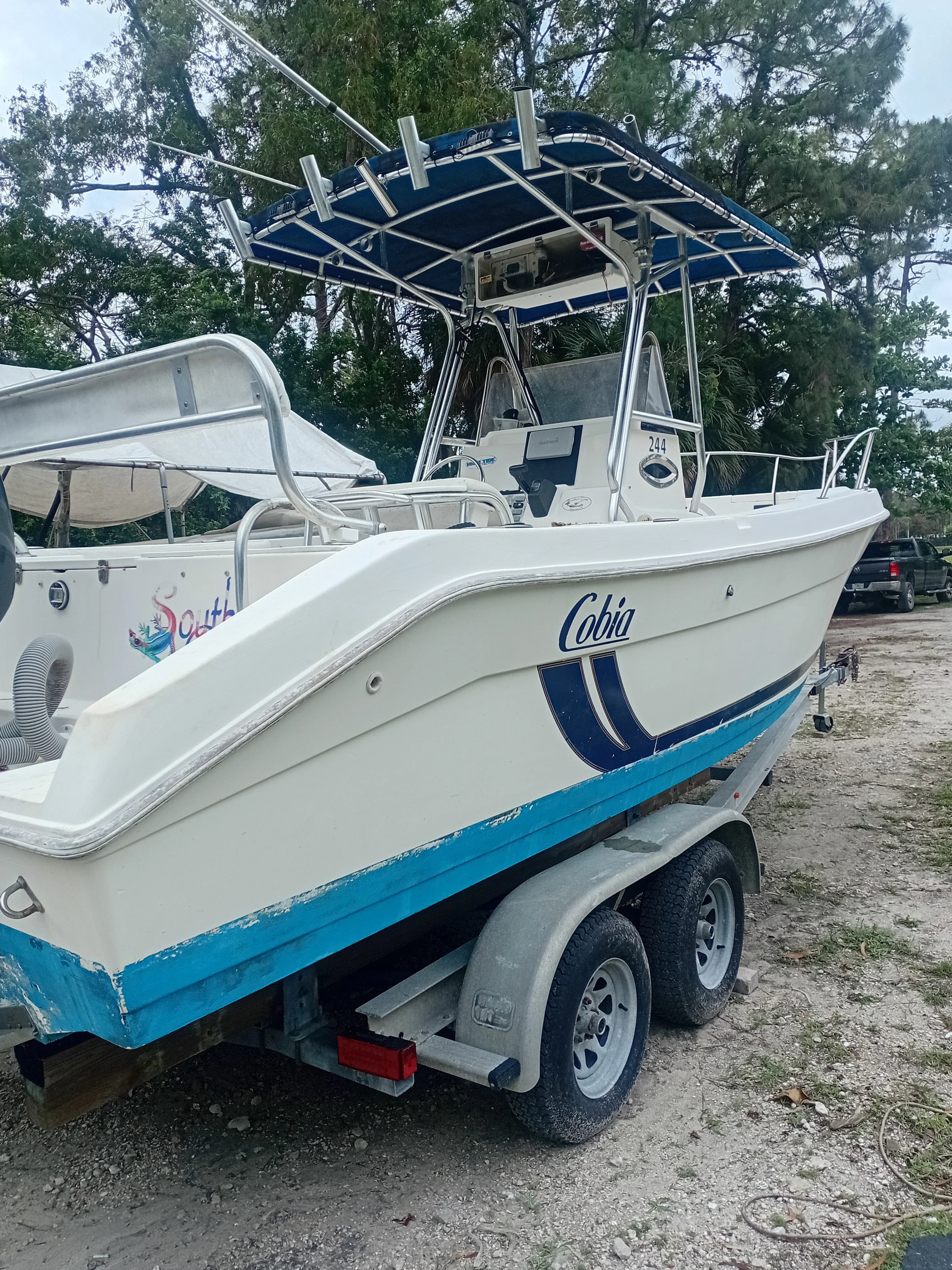 1998 Cobia 240 CC thumbnail 2