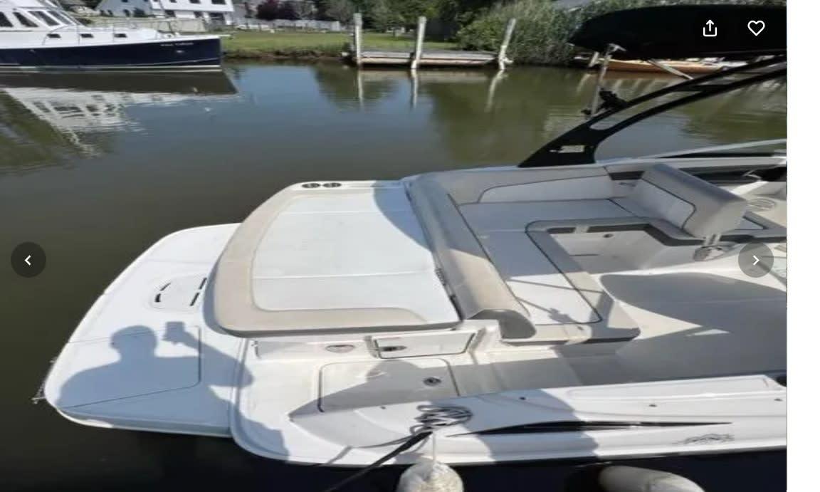 2013 Sea Ray 240 Sundeck thumbnail 2