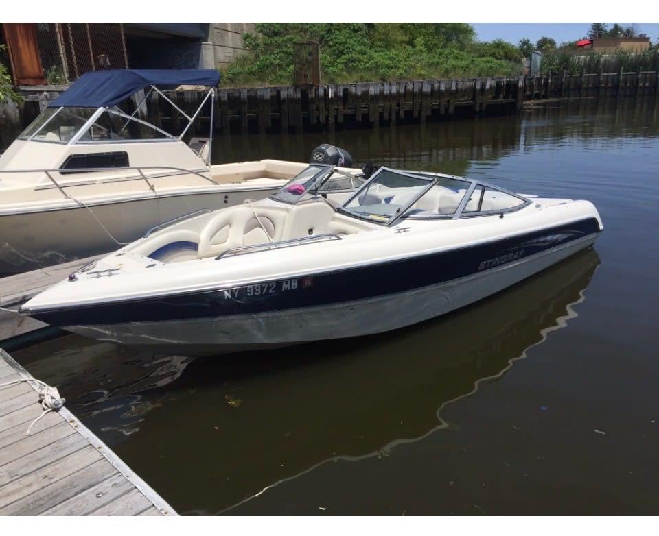 2005 Stingray 220LX thumbnail 1